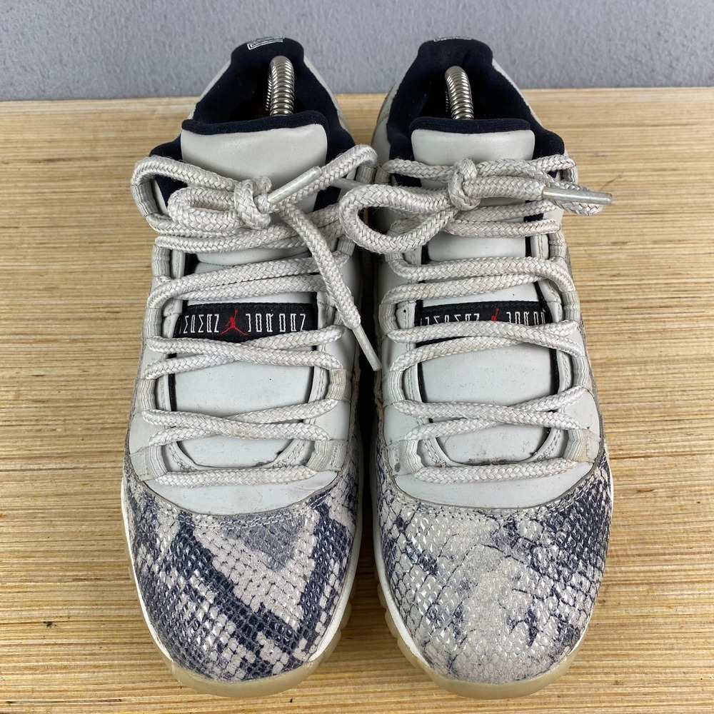 Jordan 11 Retro Low Light Bone Snakeskin Grade School 7Y CD6847-002 - Picture 2 of 11